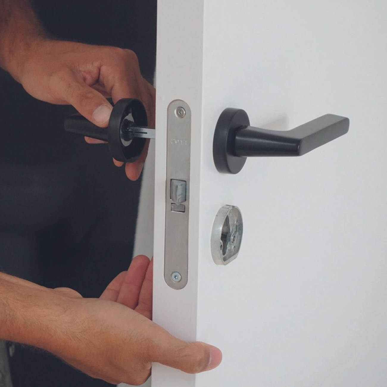 Sådan monteres dine nye dørhåndtag