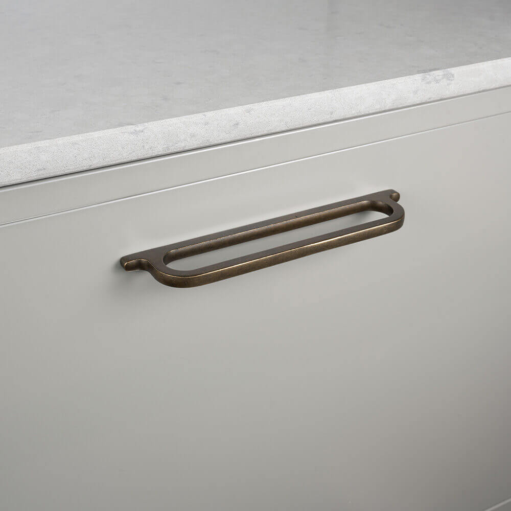 Greb Omega - 160mm - Antik Messing