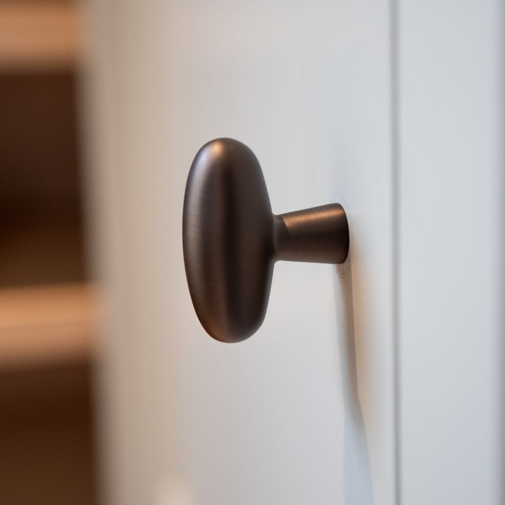 Knop T Oliver - Brunet Messing