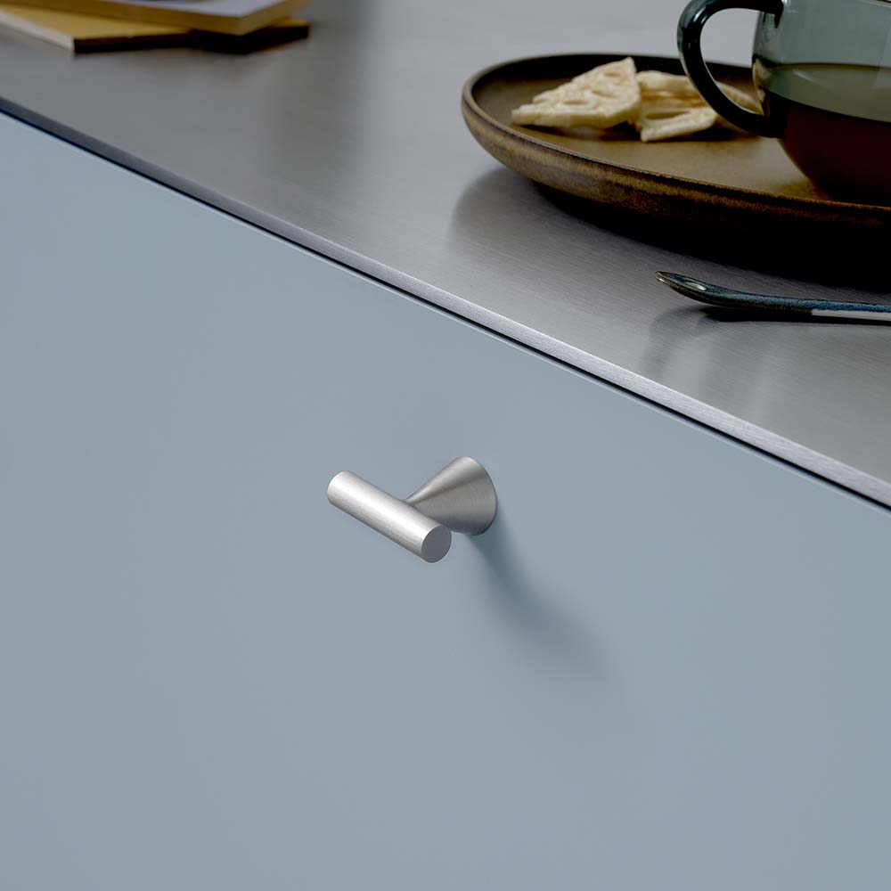 Knop T Delta - Mat Sort