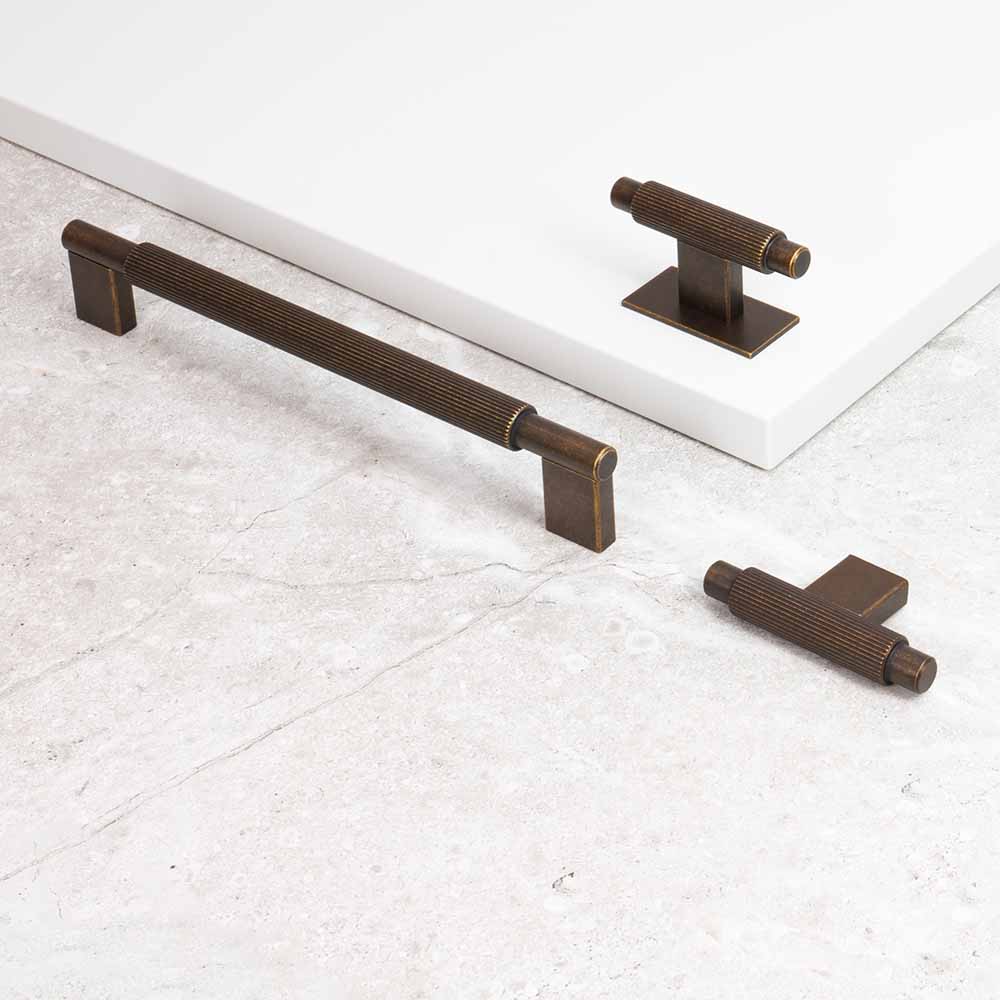 Knop T Arpa/Bagplade - Antik Messing