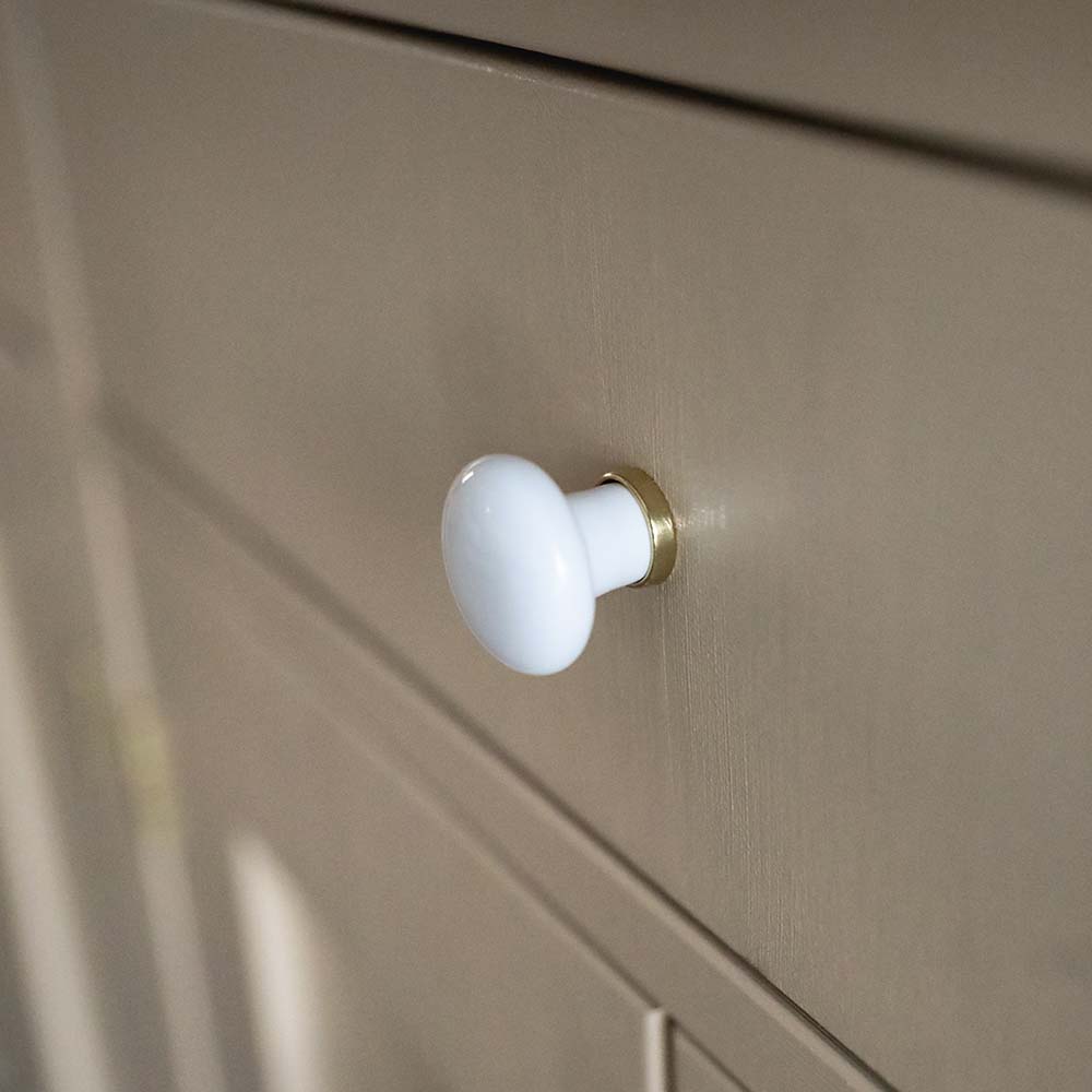 Knop 24136 - Hvid/Messing