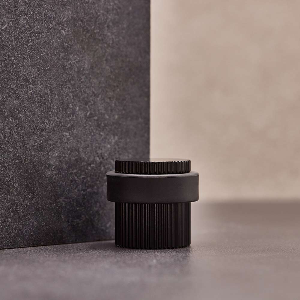 Dørstopper Helix Stripe - Mat Sort