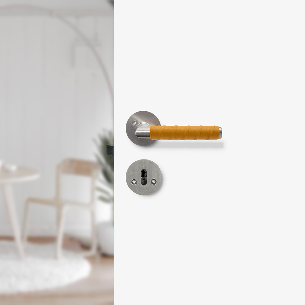 Dørhåndtag Kastrup - Rustfrit Stål Finish/Natur Læder