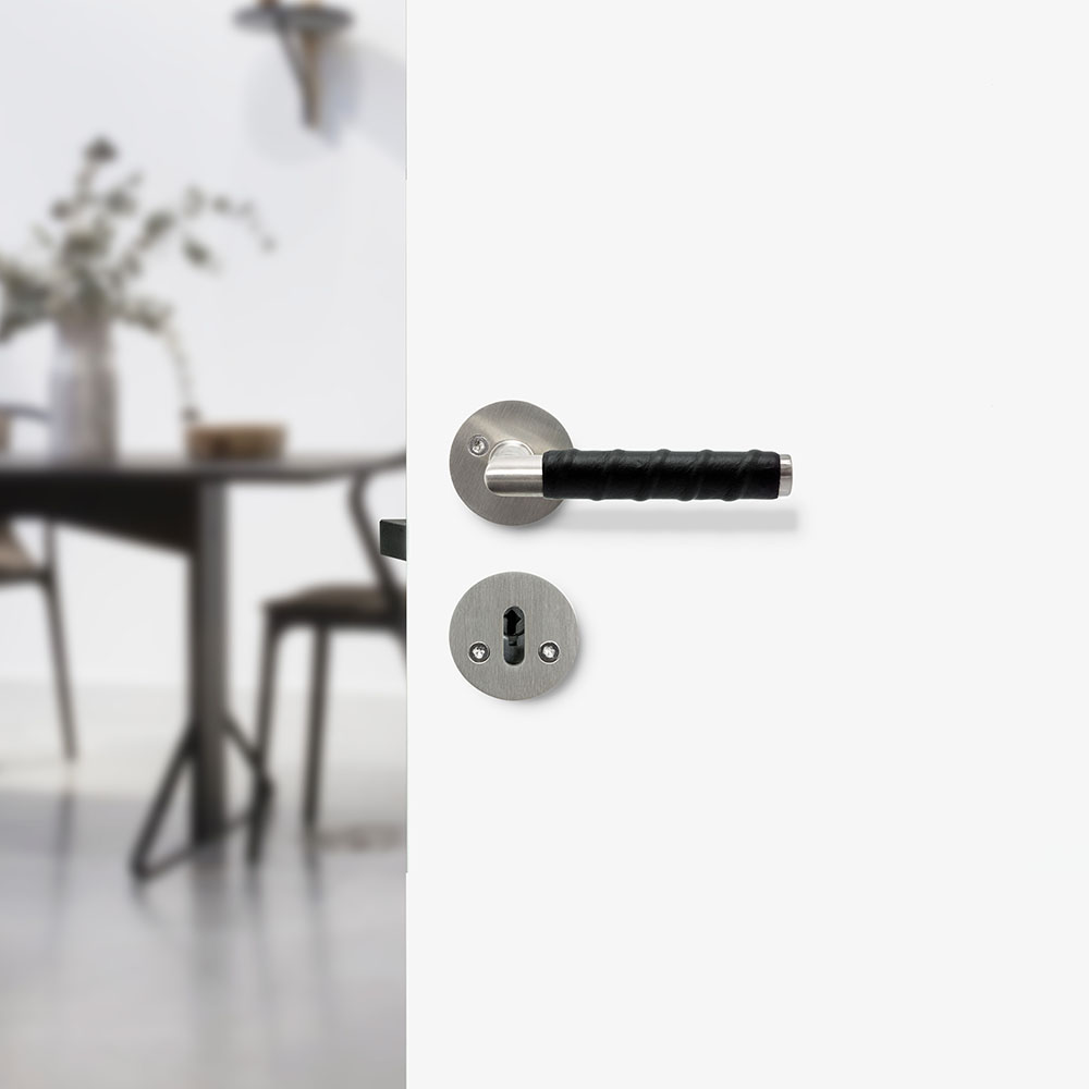 Dørhåndtag Kastrup - Rustfrit Stål Finish/Sort Læder