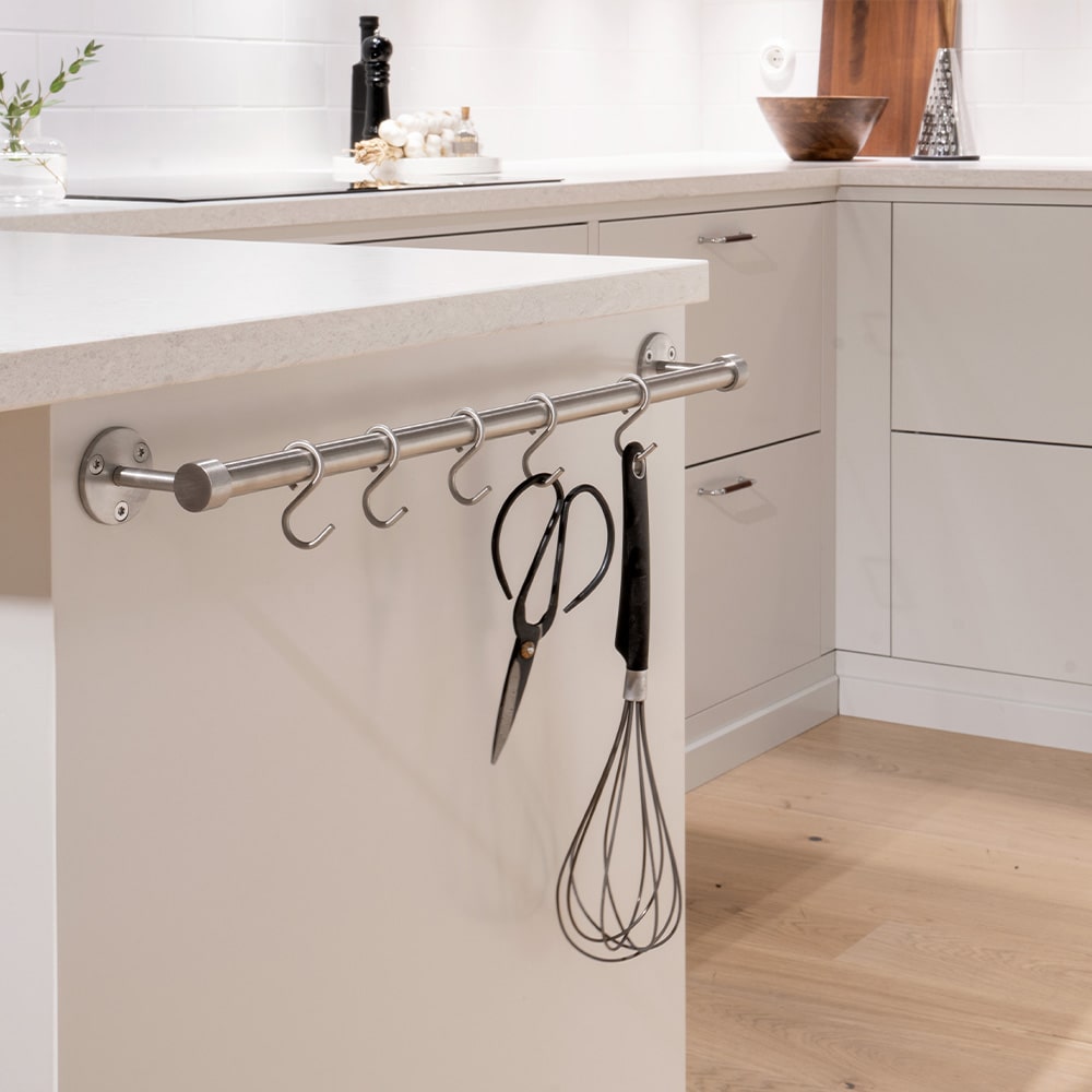 Køkkenstang Aveny - 600mm - Komplet - Børstet Rustfrit