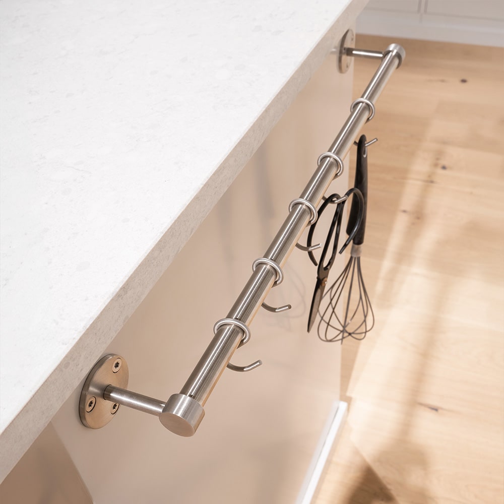 Køkkenstang Aveny - 600mm - Komplet - Børstet Rustfrit