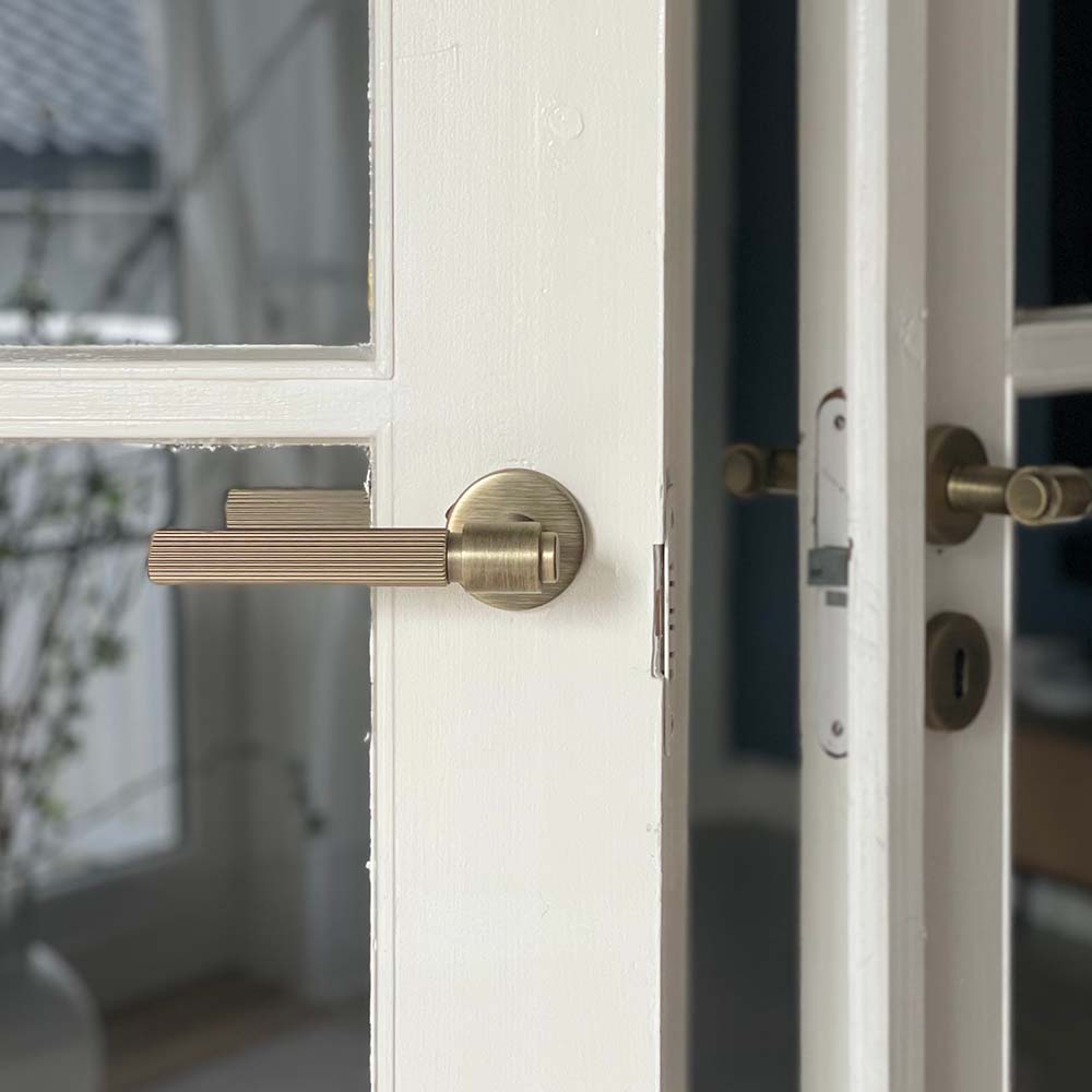 Dørhåndtag Helix 200 Stripe - Antik Bronze