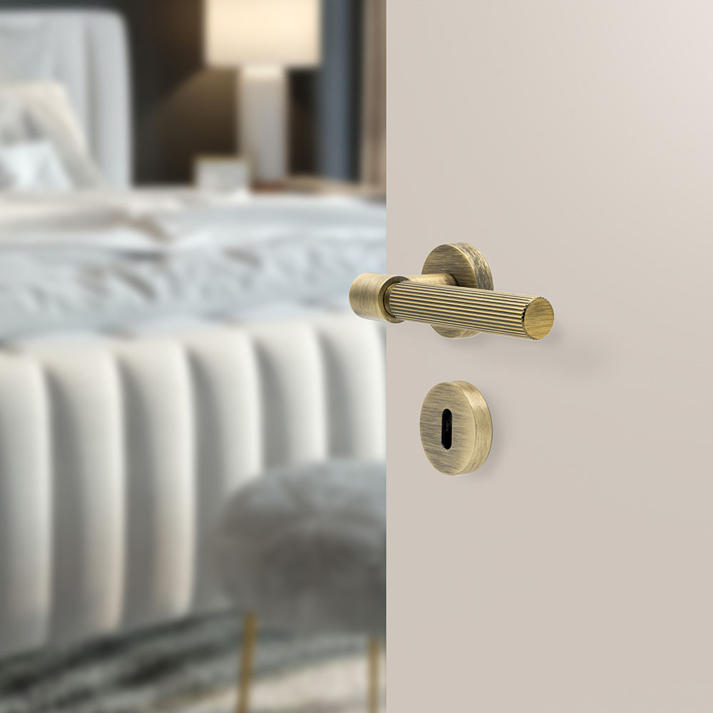 Dørhåndtag Helix 200 Stripe - Antik Bronze