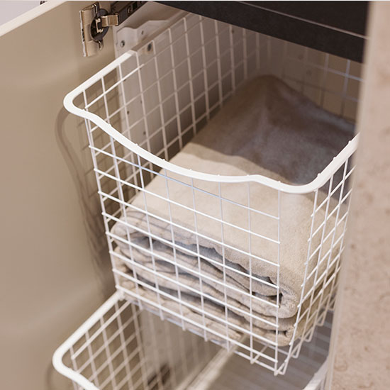 Cutlery organiser for kitchen drawers