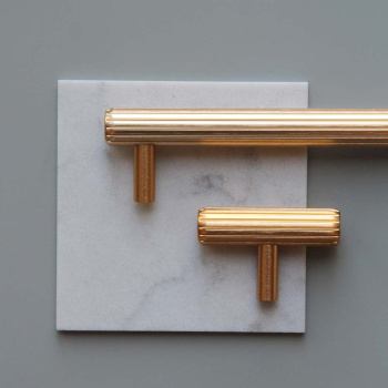 Knop T Rille - Børstet Messing