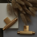 Knop T Arpa - Børstet Messing