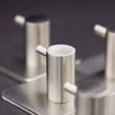 Håndklædekrog Base 220 3-Knage - Børstet Rustfrit Stål Finish