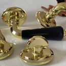 Dørhåndtag Balder - Messing/Sort Træ