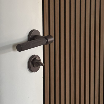 Dørhåndtag Helix 200 - Mørk Bronze