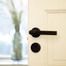 Dørhåndtag Helix 200 Stripe -  Skandinavisk Standard - Sort