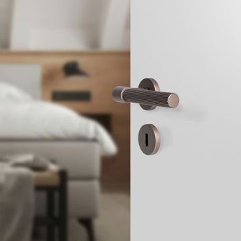 Dørhåndtag Helix 200 Stripe - Mørk Bronze