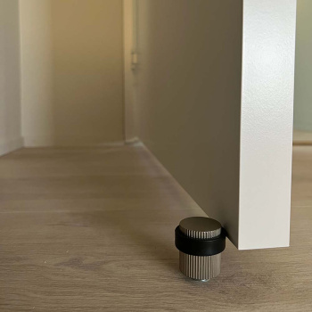 Dørstopper Helix Stripe - Rustfrit Stål Finish