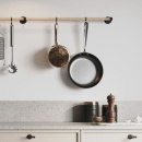 Køkkenstang Aveny - 600mm - Komplet - Eg/Mat Sort