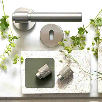 Dørhåndtag Helix 200 Plain - Rustfrit Stål Finish
