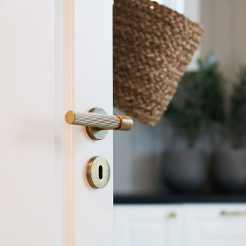 Dørhåndtag Helix 200 Stripe - Antik Bronze